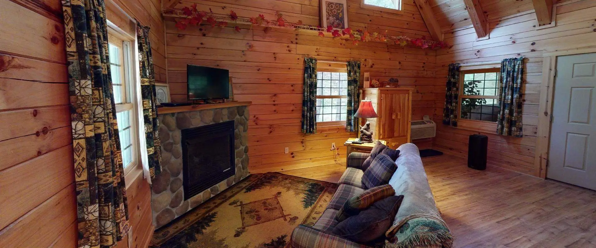Dogwood Cabin Inside
